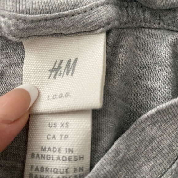 H&M Heather Gray NASA T-Shirt - Picture 3 of 4